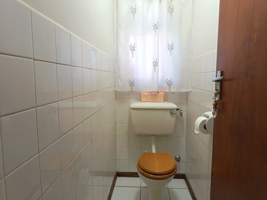 3 Bedroom Property for Sale in Vredenburg Western Cape